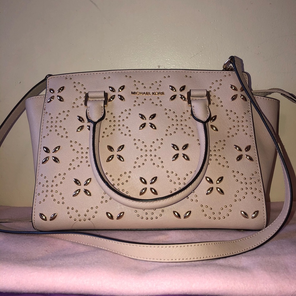 MICHAEL KORS SATCHEL👜💕